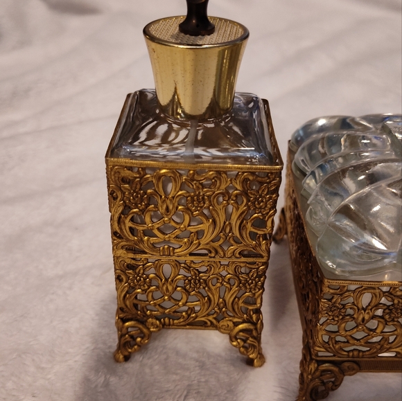 Vintage Vanity Set (3pcs) - Picture 11 of 11